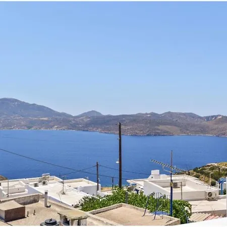 Traditional Cycladic House Feriehus Trypití