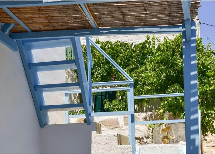 Traditional Cycladic House Dom wakacyjny Trypiti